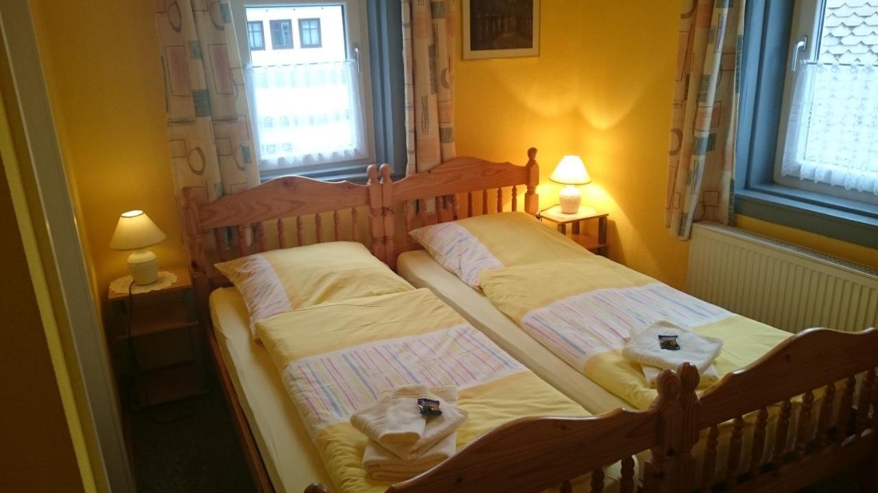 Gaststaette Und Pension Felsenthal Tabarz Exterior photo