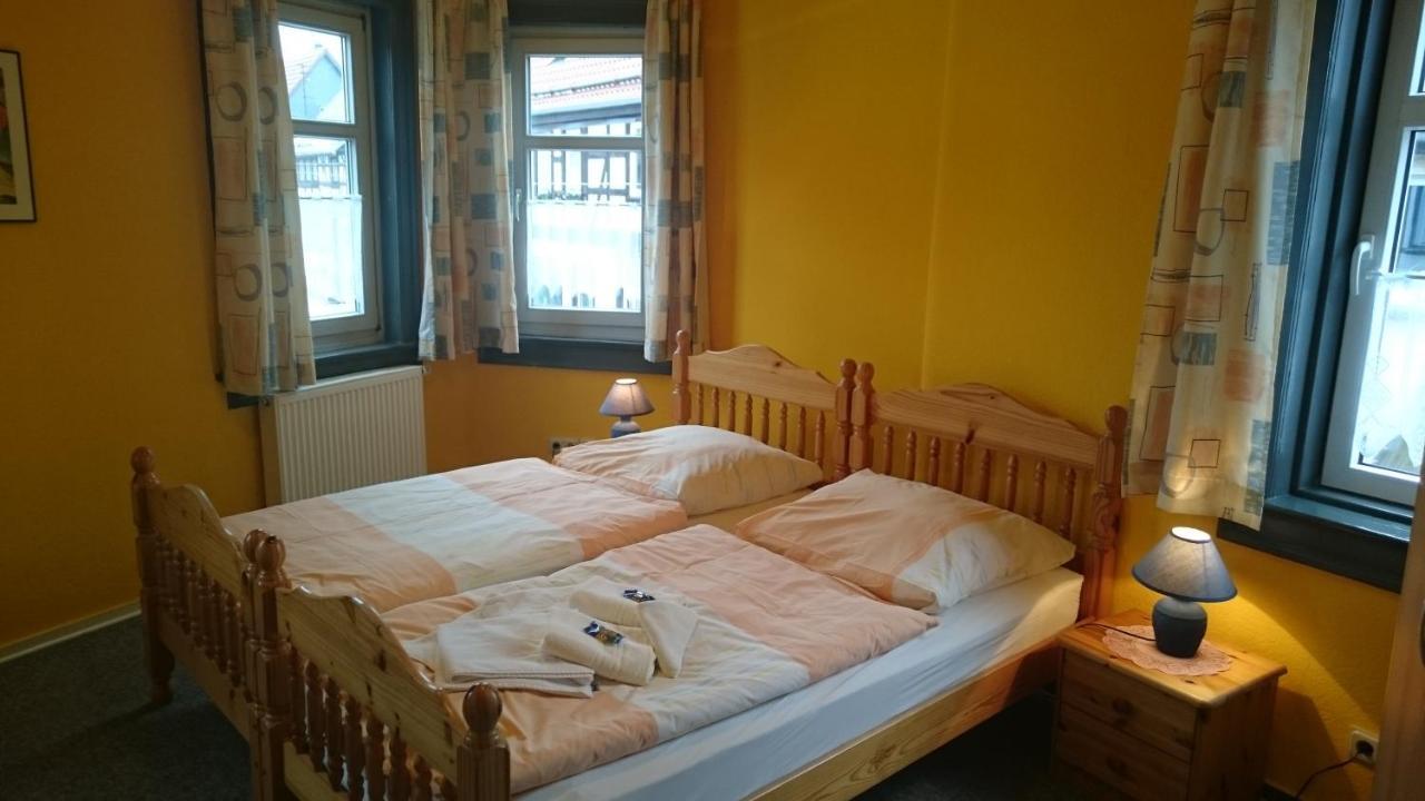 Gaststaette Und Pension Felsenthal Tabarz Exterior photo