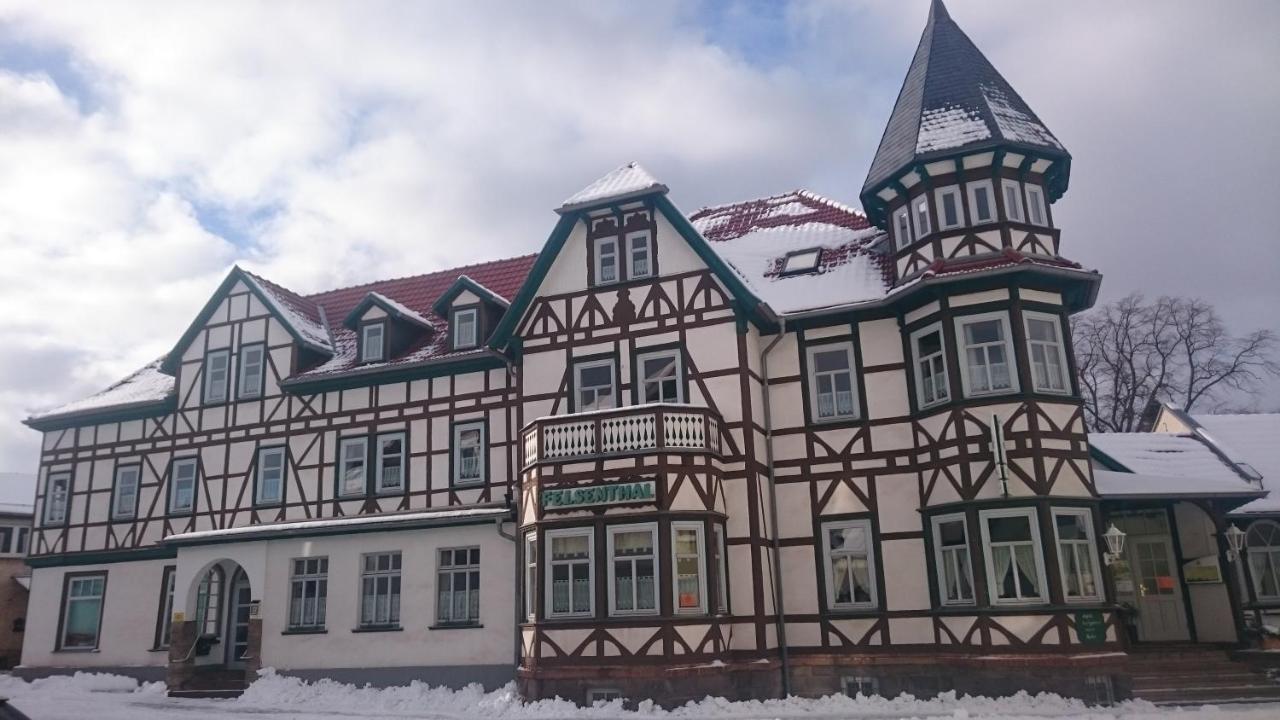 Gaststaette Und Pension Felsenthal Tabarz Exterior photo
