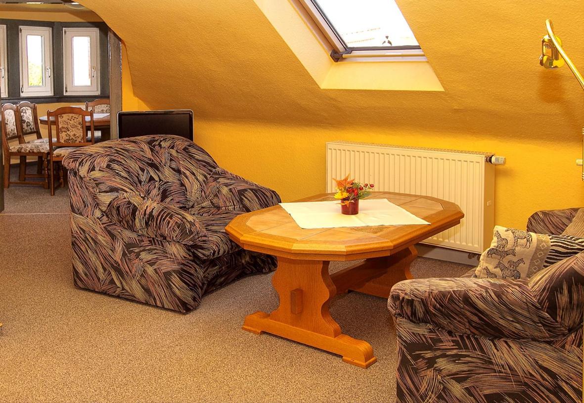 Gaststaette Und Pension Felsenthal Tabarz Room photo