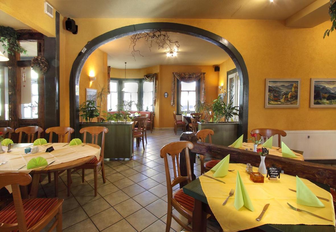 Gaststaette Und Pension Felsenthal Tabarz Room photo